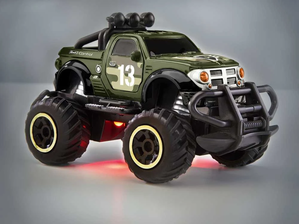 Revell radijo bangomis valdomas visureigis Field Hunter LED, 2CH, 23491