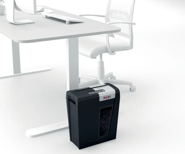 Dokumentų naikiklis Rexel Secure MC4, Whisper-Shred™, P-5, 2x15mm, 14L