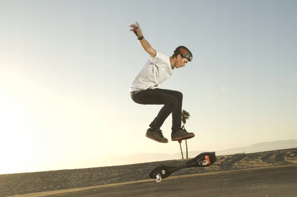 Nils Extreme RAZOR RipStik AirPro Baltas SE skateboard
