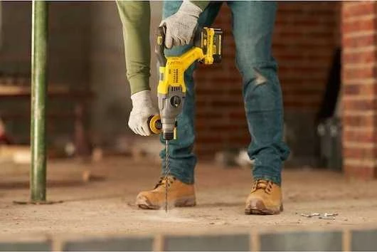 Įrankių rinkinys Stanley SFMCK216MDS-QW (SFMCD715 + SFMCH900)
