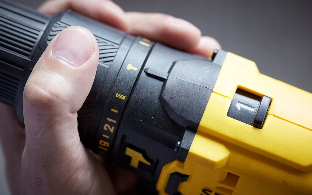 Įrankių rinkinys Stanley SFMCK471D2S-QW (SFMCD700 + SFMCG400); 18 V; 2x2,0 Ah akum.