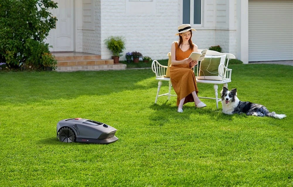 Belaidis vejos robotas MOVA 600