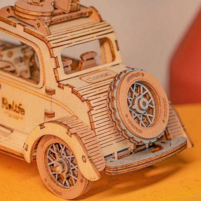 Robotime Medinė 3D dėlionė - Automobilis