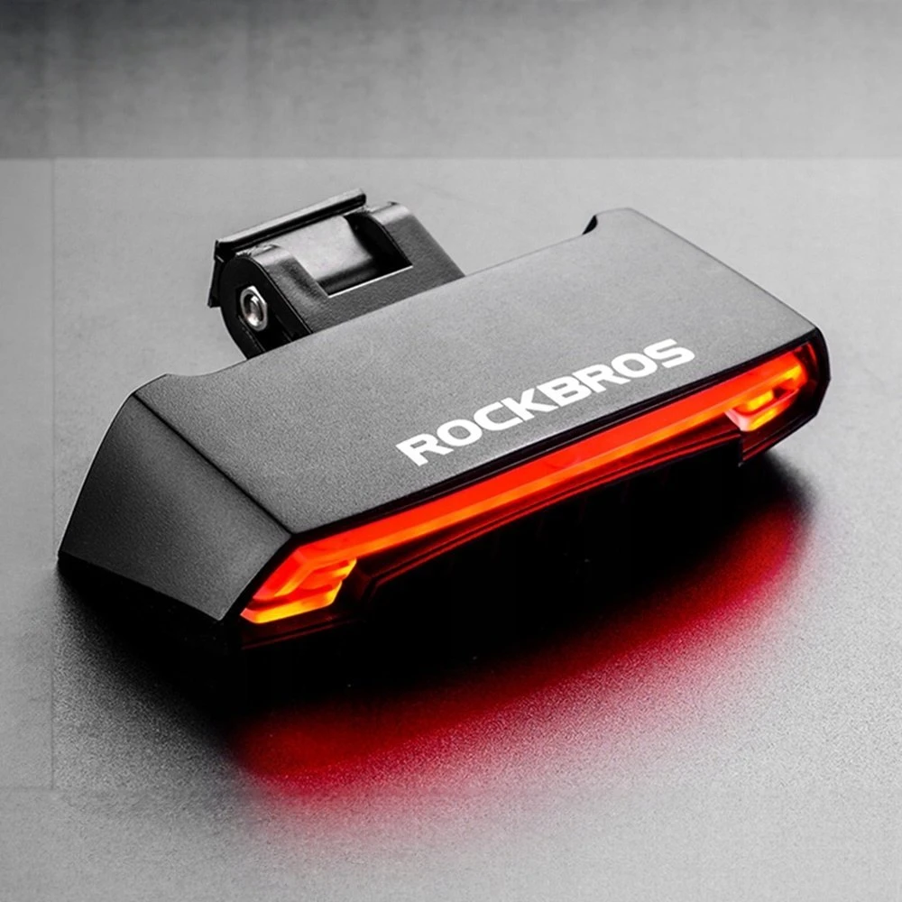 „RockBros“ galinis dviračio žibintas su lazeriniu nuotolinio valdymo pultu ir USB-A posūkio signalo funkcija