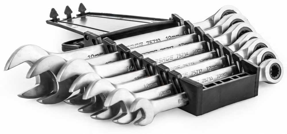 ROCKFORCE WRENCH 18 dalių rinkinys (8–32 mm)