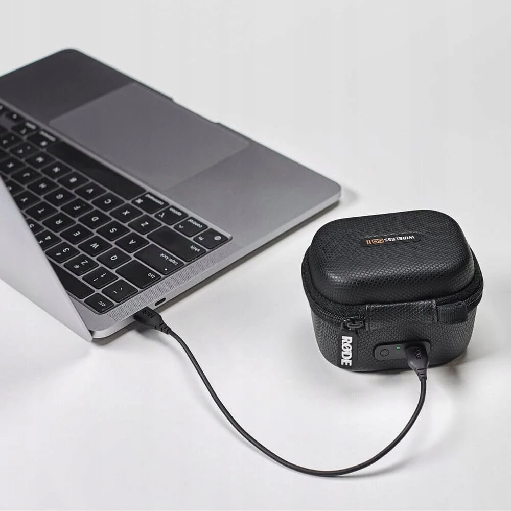 Rode įkrovimo dėklas, skirtas Wireless GO II