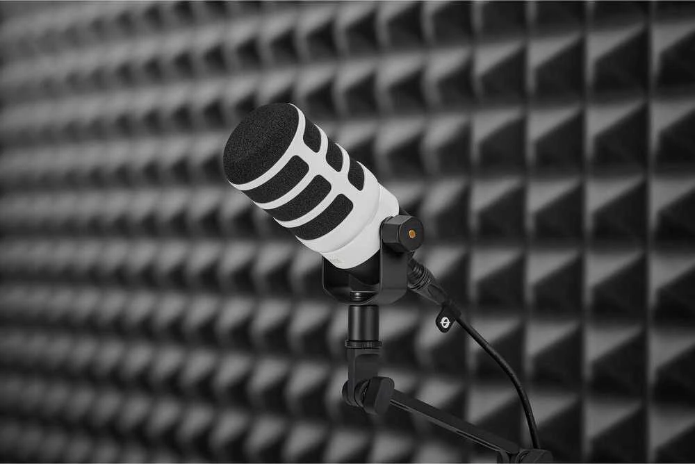 Rode WS14 (Baltas) - Podcast mic, XLR i USB,b&iacute;l&yacute;