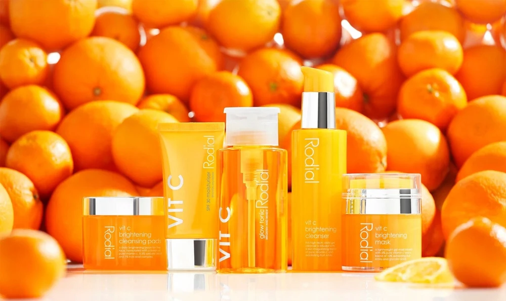 Rodial Vit C Brightening Valiklis šviesinantis gelinis veido prausiklis, 20 ml