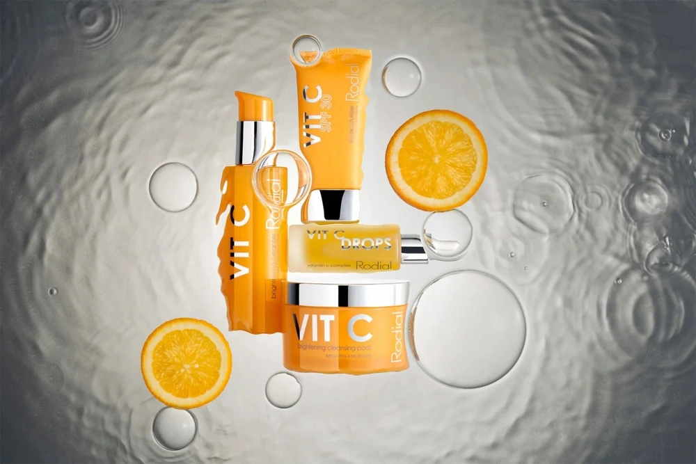 Rodial Vit C Brightening Valiklis šviesinantis gelinis veido prausiklis, 20 ml