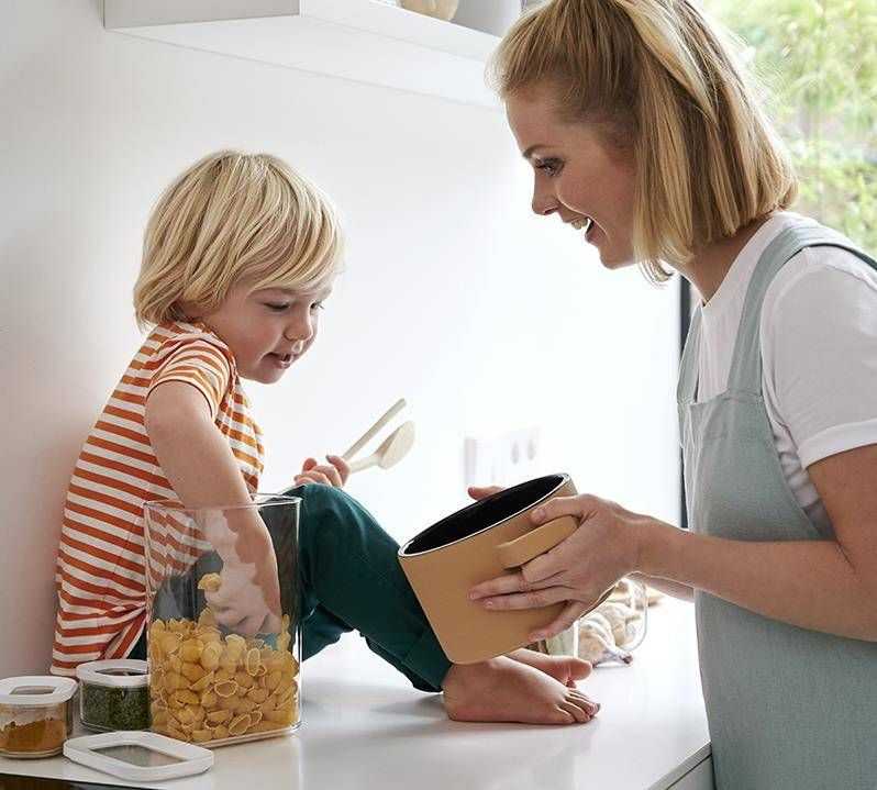 Rosti Mepal Mepal Modula Dózy na potraviny set 9 kusů s víčkem bílá