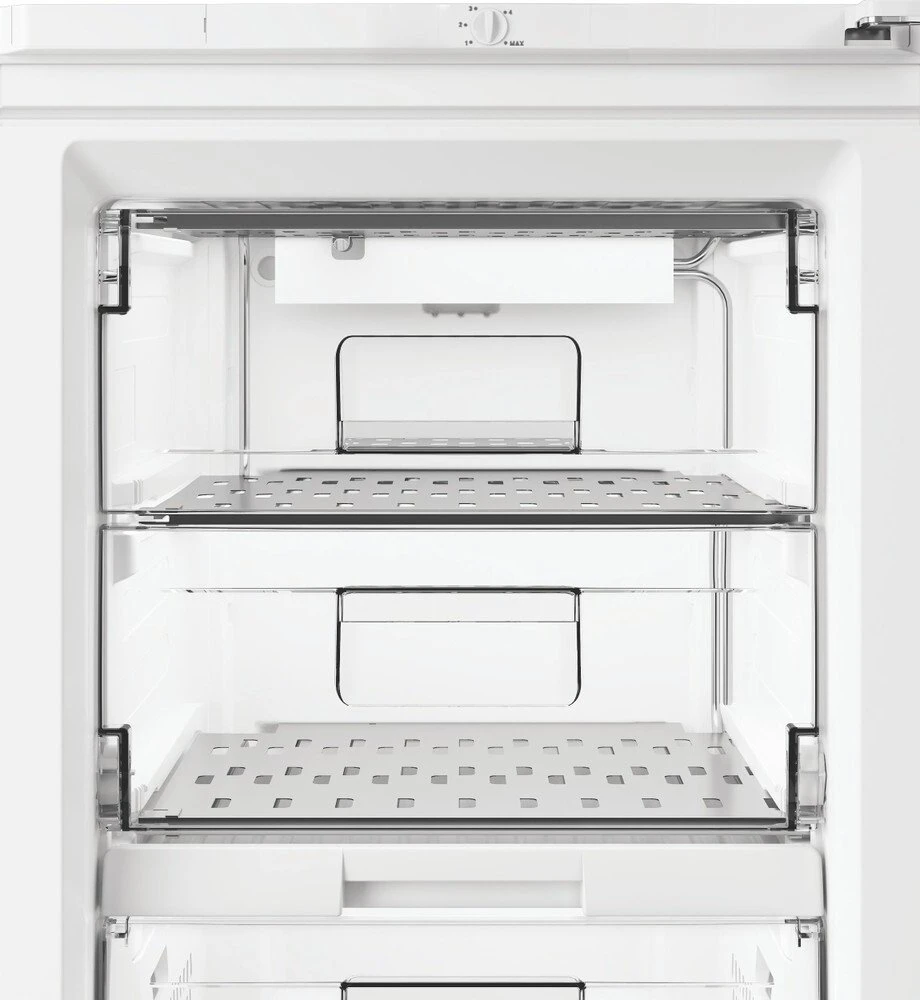 INDESIT Šaldiklis | FINS 1261 W4 | Energijos vartojimo efektyvumo klasė E | Vertikalus | Laisvai pastatomas | Aukštis 171 cm | Bendra grynoji talpa 244 l | Sistema „No Frost“ | Baltas