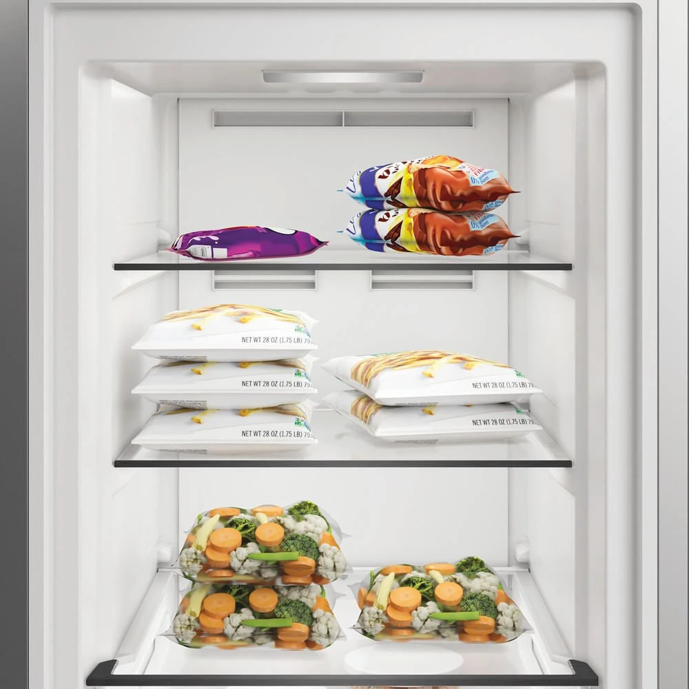 Sidabrinės spalvos šaldiklis Whirlpool WHMFF 6312 XP4