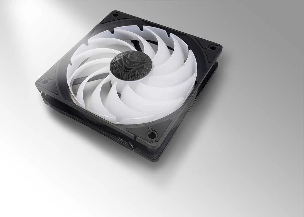 Sapphire Nitro+ S360-A All-in-One Liquid Cooler, ARGB, juodos spalvos – 360 mm