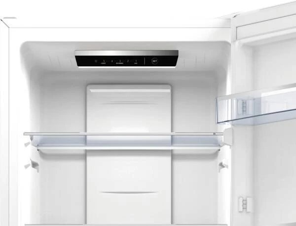 Šaldytuvas Beko NoFrost 250 L aukštis 180 cm baltas - Šaldytuvas (B3RCNO256W)