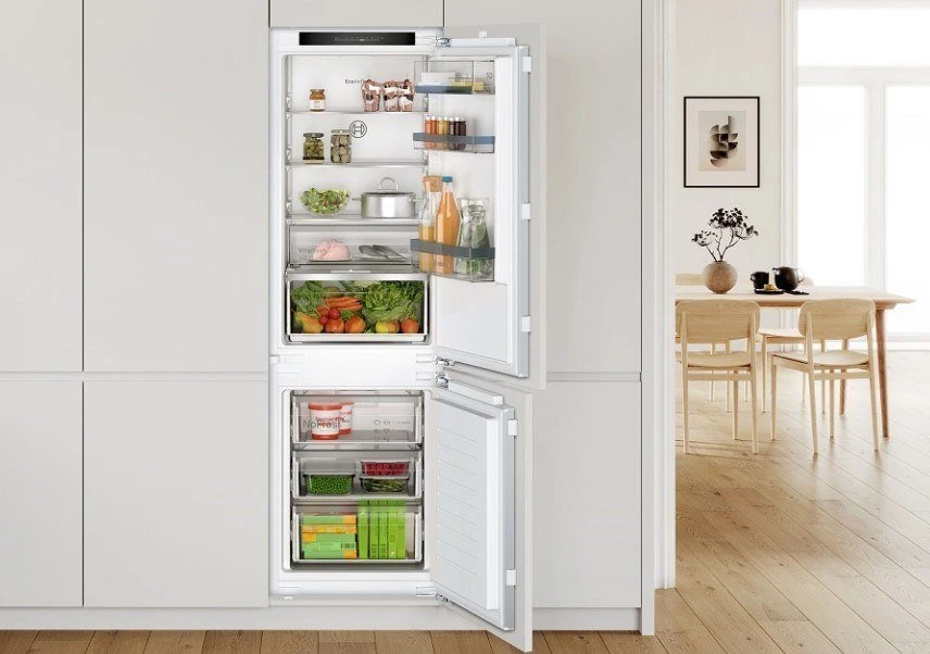 Įmontuojamas šaldytuvas Bosch KIN86ADD0