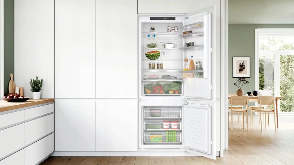 Bosch Serie 4 KBN96VFE0 fridge-šaldiklis Built-in 383 L E Baltas