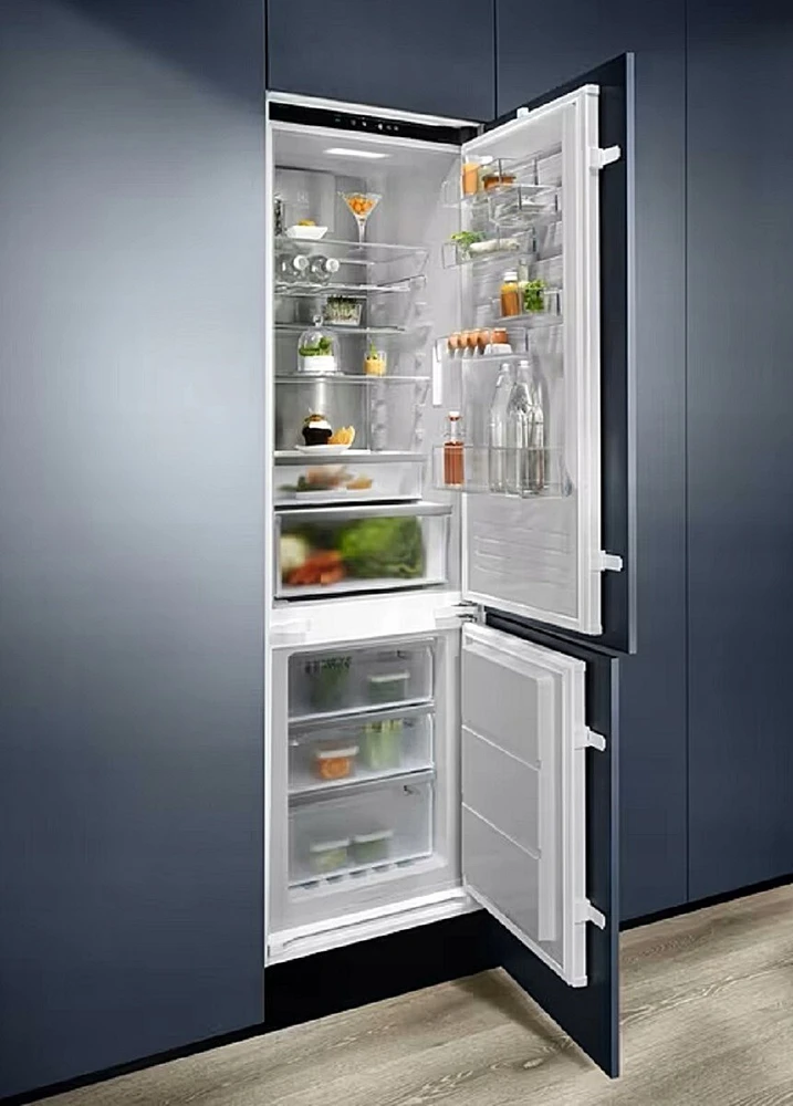 Įmontuojamas šaldytuvas ELECTROLUX ENC8MD19S