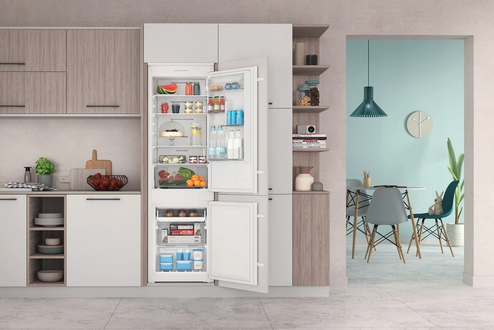 Šaldytuvas Indesit INC18 T112 baltas built-in fridge-šaldiklis