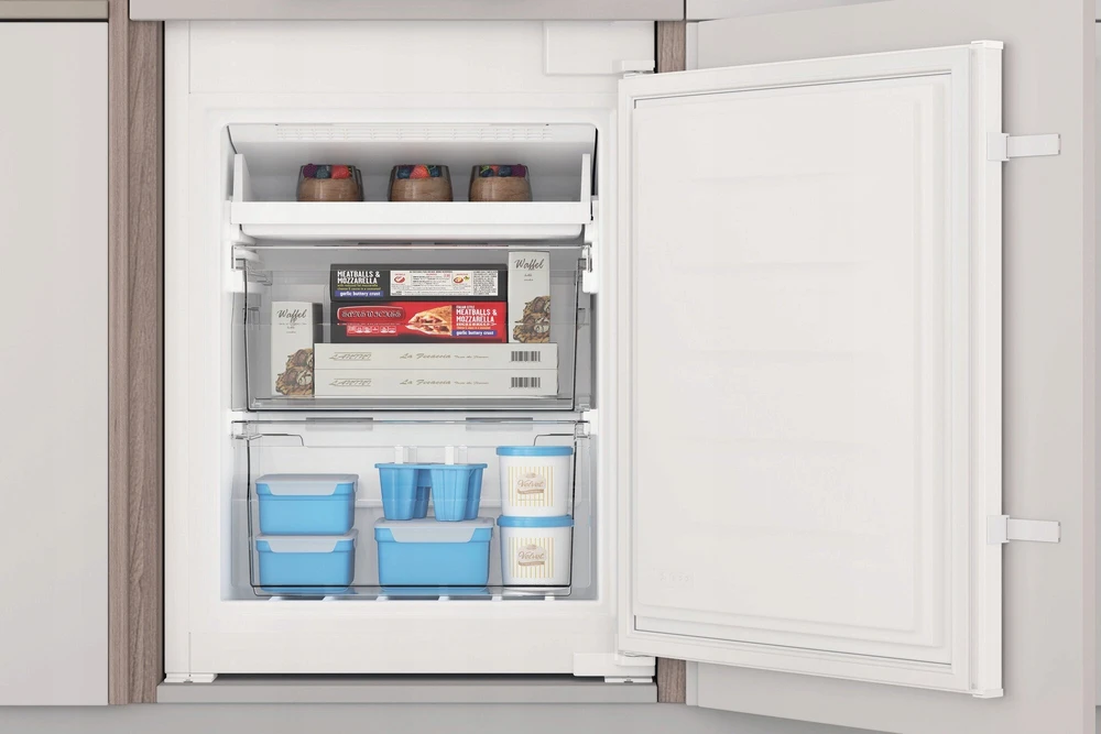 Šaldytuvas Indesit INC18 T112 baltas built-in fridge-šaldiklis