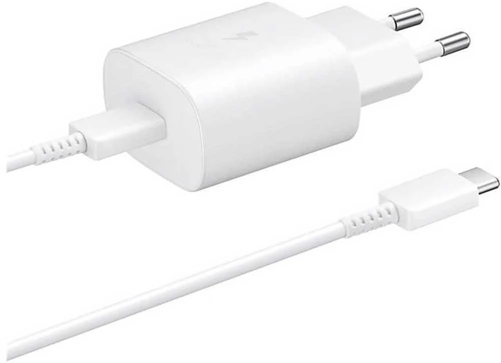 112803 EP-TA800EWE + EP-DA705BWE Samsung 25W Travel Charger + USB-C/USB-C Data Cable baltos spalvos be pakuotės
