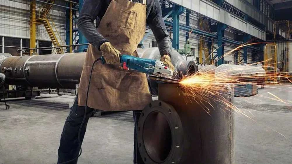 Bosch GWS 24-230 JZ CYCLON Dėžutė