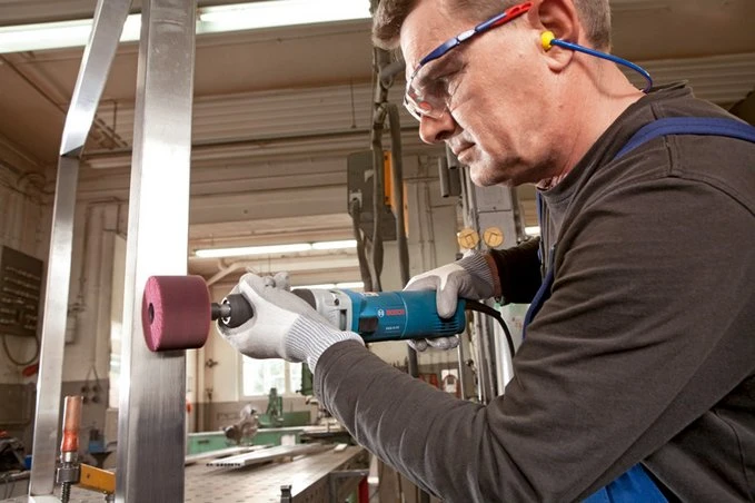 Bosch Tiesinis šlifuoklis GGS 8 CE