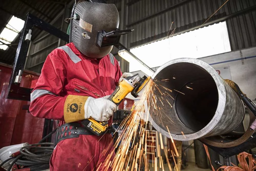DeWalt akumuliatorinis kampinis šlifuoklis DCG405P2-QW, 18V, 2x5Ah