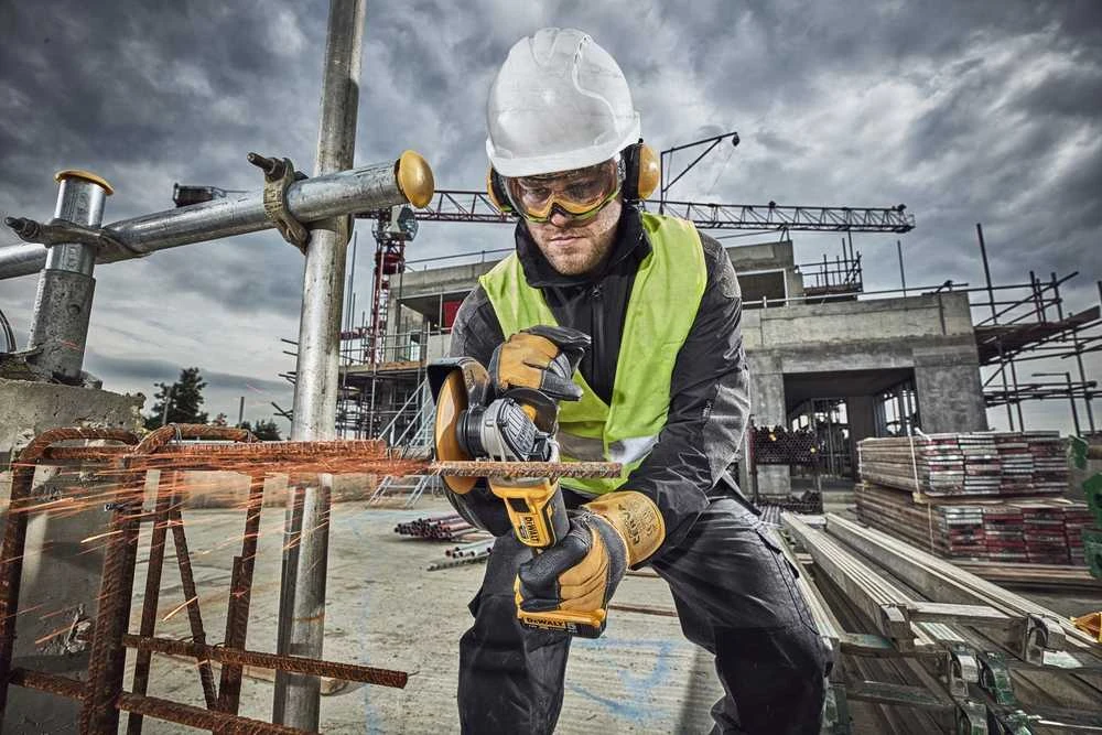 DeWalt akumuliatorinis kampinis šlifuoklis DCG405P2-QW, 18V, 2x5Ah
