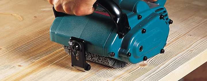 Makita 9741 satinavimo šlifavimo mašinėlė 860 W, 100 x 120 mm, 3500 min-1, 4,2 kg