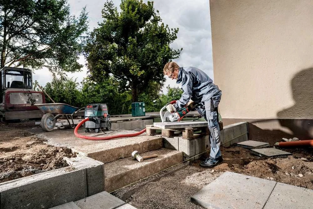Kampinis šlifuoklis Metabo WE 26-230 MVT Quick