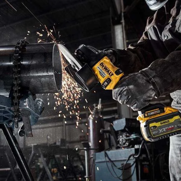 De Walt DEWALT kampinis šlifuoklis 54V FV 180mm BEZ AKU. I ŁAD. DCG440N