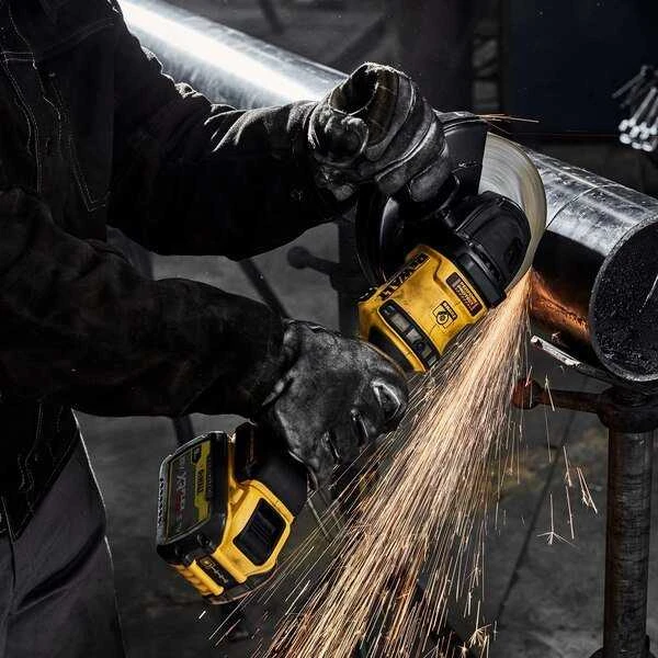 De Walt DEWALT kampinis šlifuoklis 54V FV 180mm BEZ AKU. I ŁAD. DCG440N