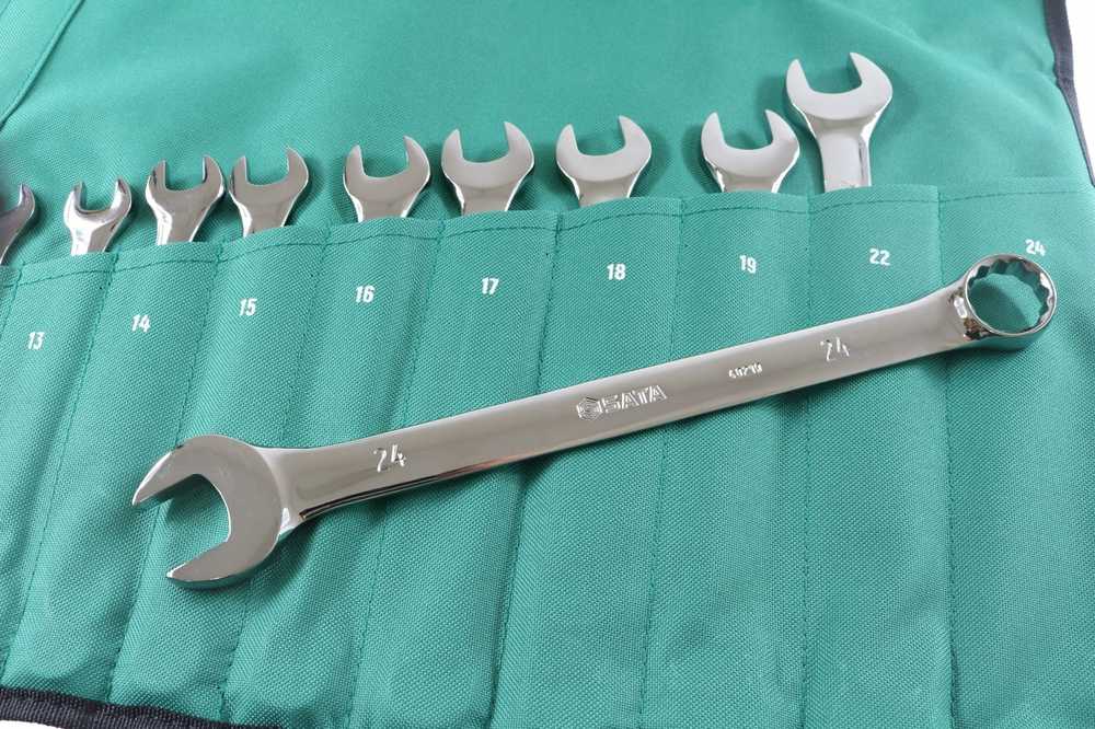 Kombinuotų veržliarakčių komplektas Sata S09026; 8-24 mm; 14 vnt.