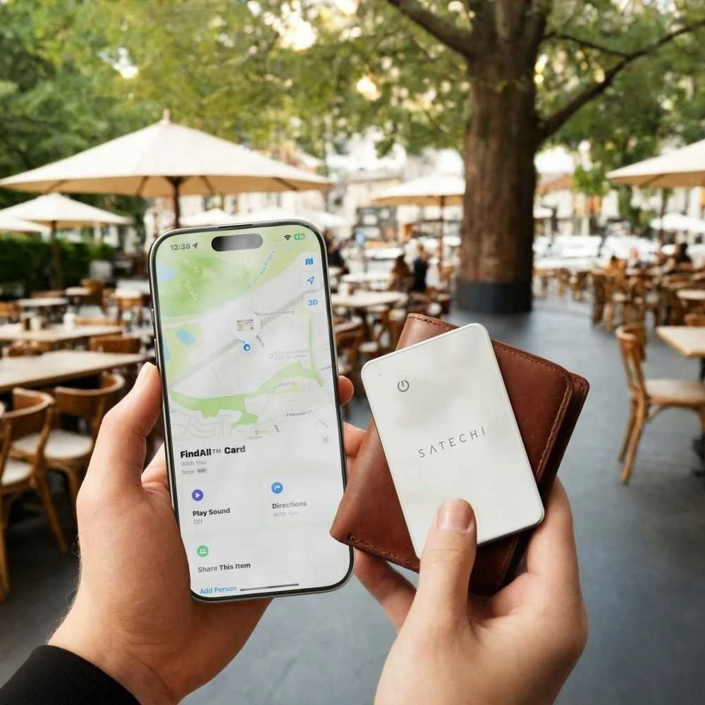 „Satechi FindAll?“ piniginės kortelė su „Apple Find My“ – smėlio spalvos
