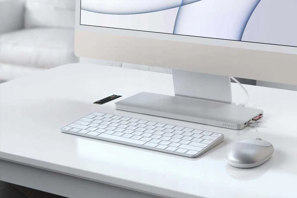 Satechi Slim Dock, skirtas iMac 24" USB-C (USB-C 10Gb, USBA-A 10Gb, 2x USB-A, mikro/SD kortelių skaitytuvas, NVMe SATA lizdas) (sidabrinė)