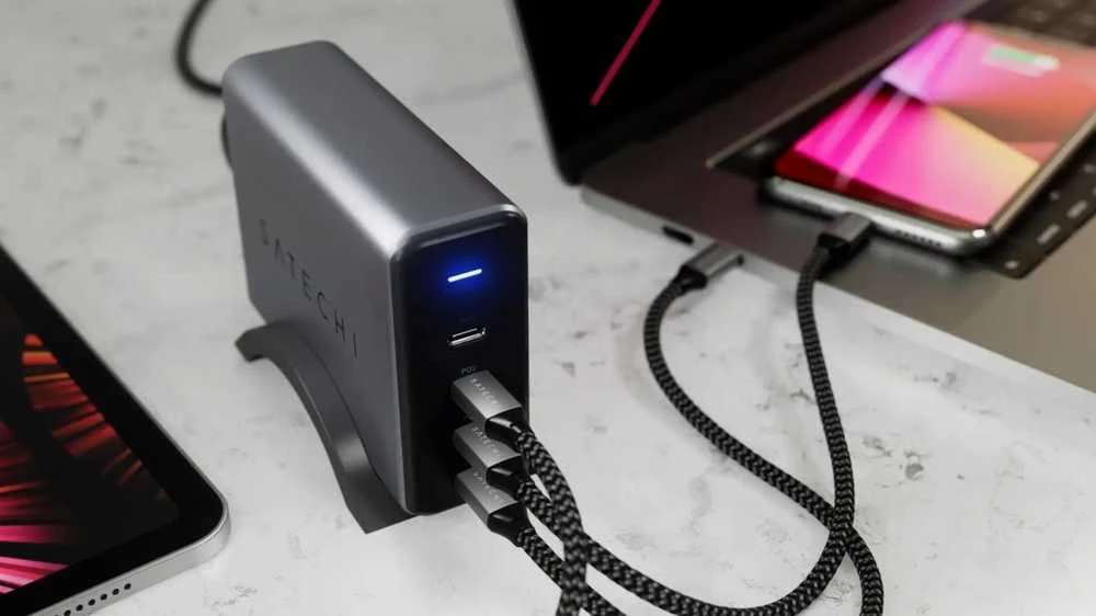 SATECHI 165W USB-C 4-Port PD GaN Charger - EU