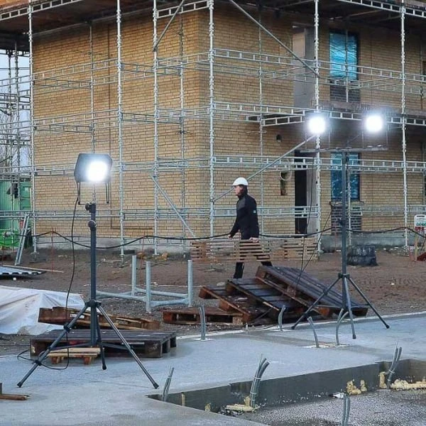 Scangrip Lempa didelėms darbo vietoms apšviesti 80000 lm SITE LIGHT 80 03.5269 nešiojimo dėkle 49.0390