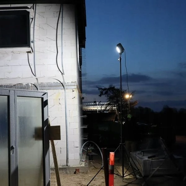 Scangrip Lempa didelėms darbo vietoms apšviesti 40000 lm SITE LIGHT 40 03.5268 nešiojimo dėkle 49.0389