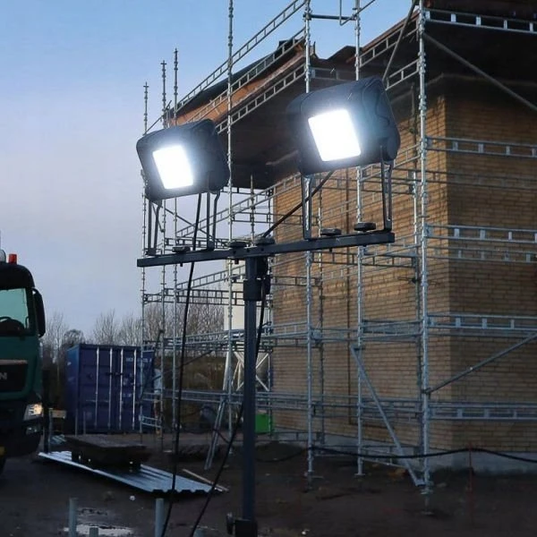 Scangrip Lempa didelėms darbo vietoms apšviesti 40000 lm SITE LIGHT 40 03.5268 nešiojimo dėkle 49.0389