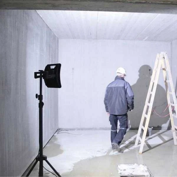 COB LED darbo lempa 4000 liumenų, NOVA 4K, SCANGRIP 03.5440 + trikojis 2m 03.5685 [49.0442]