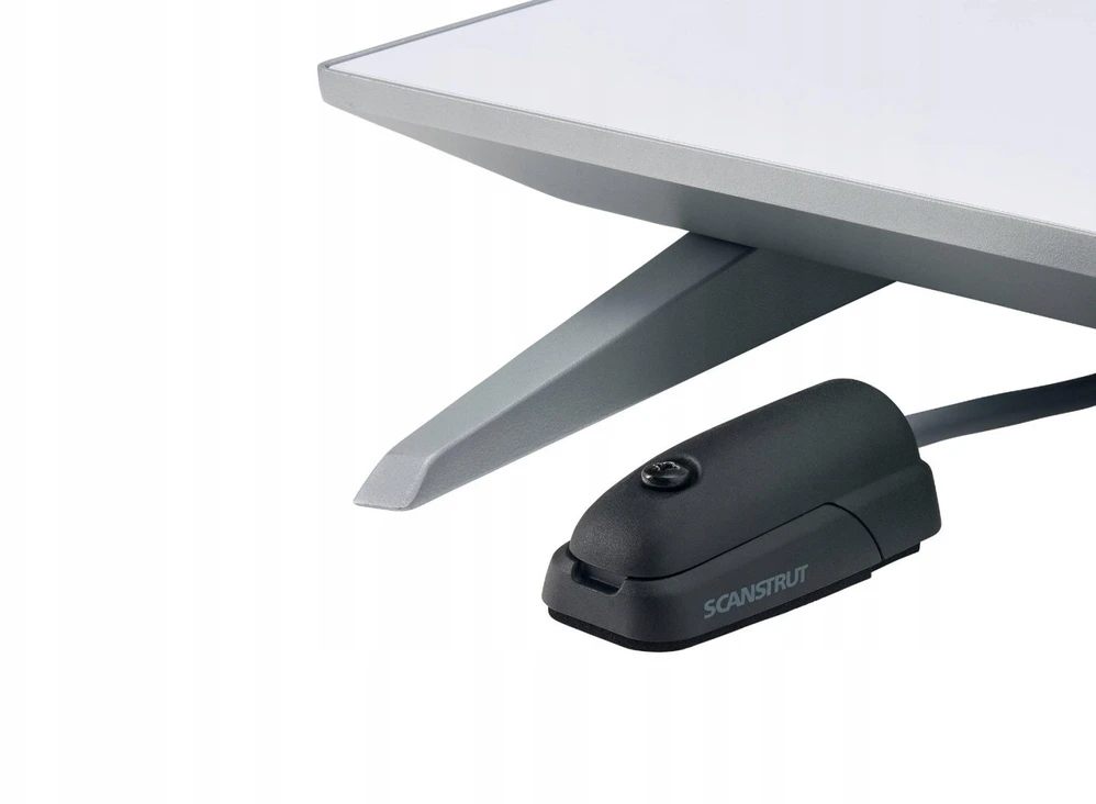 Scanstrut Horizontali kabelių praėjimo anga, suderinama su Starlink (DS-HSL-01-BLK)