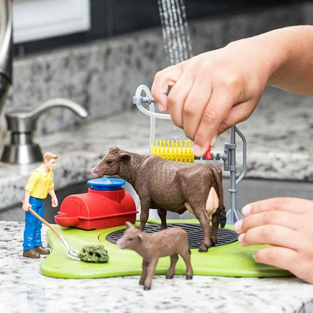 SCHLEICH FARM WORLD Karvių prausimo stotis