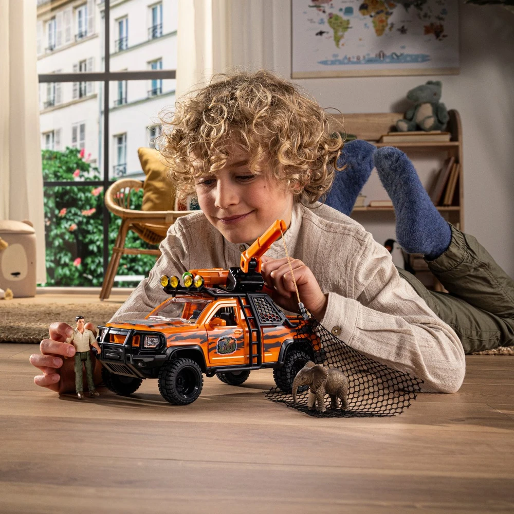 Žaislinis visureigis ekspedicijai džiunglėse Wild Life Schleich