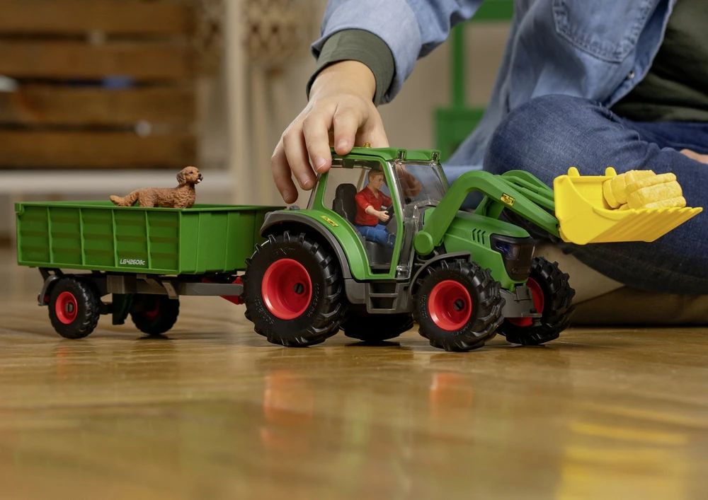 SCHLEICH FARM WORLD Traktorius su priekaba