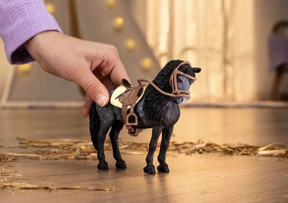 SCHLEICH HORSE CLUB Pura Raza Española veislės kumelė su priedais