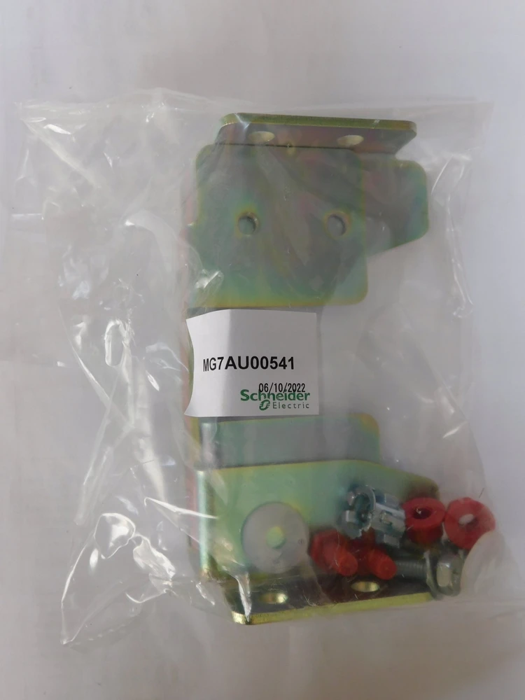 Schneider Electric LINERGY LGYE LVS04624 neutralios grandinės ekranas