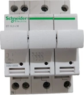 Schneider Electric Saugiklio pagrindas STI 3P+N 500V A9N15658