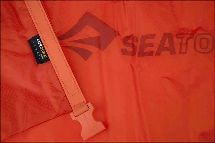 Sea To Summit Vandeniui atsparus maišas SEA TO SUMMIT Ultra-Sil 20L aštriai oranžinė