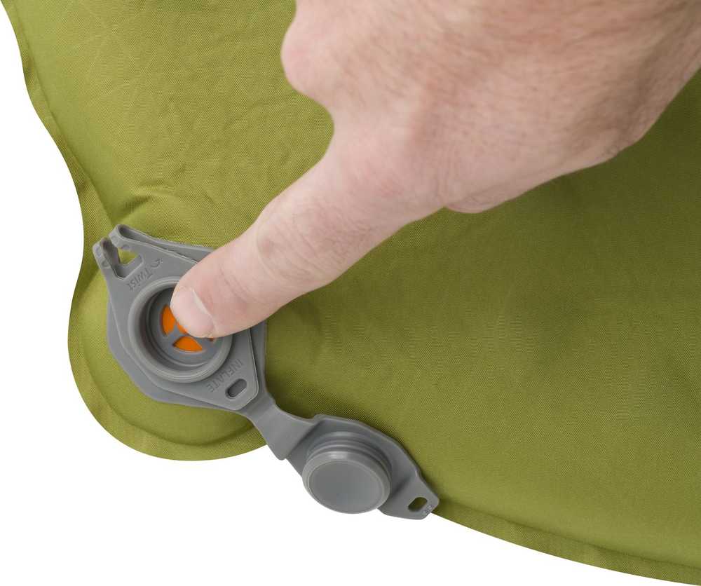 Prisipučiantis kilimėlis Sea To Summit Camp Mat Self Inflating Large
