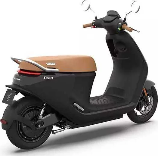 Elektrinis motoroleris Segway Ninebot E125S Juodas